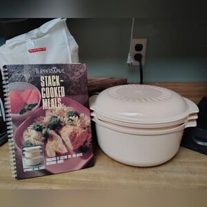 Vintage 1990 Beige Tupperware Stack Cooker Set